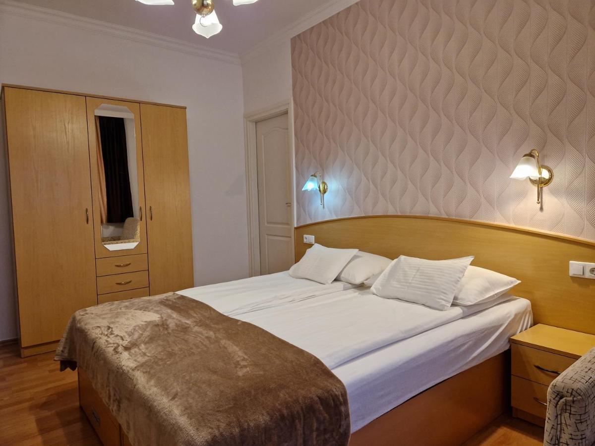 Eva Panzio Hotel Sarvar Exterior photo